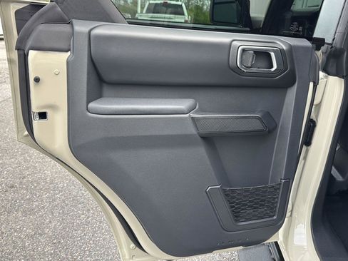 New 2025 Ford Bronco Badlands image 22