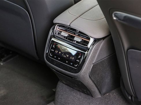 Used 2024 Mercedes-Benz EQS 580 4MATIC Sedan image 25