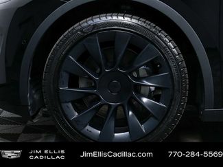 Used 2022 Tesla Model Y Long Range video 2