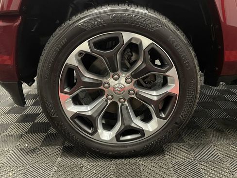 Used 2020 RAM 1500 Limited image 12