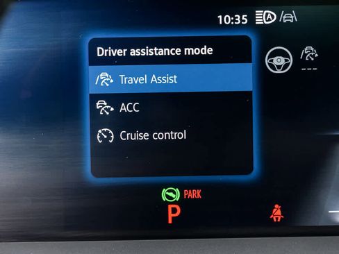Certified 2025 Volkswagen Tiguan SE R-Line AWD/4WD image 14
