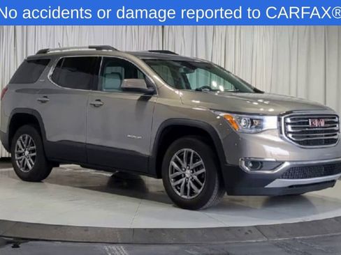 Used 2019 GMC Acadia SLT image 2