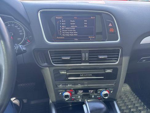 Used 2017 Audi Q5 2.0T Premium Plus w/ Technology Package image 10