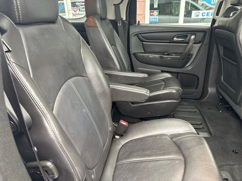 Used 2017 GMC Acadia Limited SLT FWD image 17
