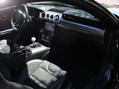 Used 2019 Ford Mustang Bullitt RWD image 15