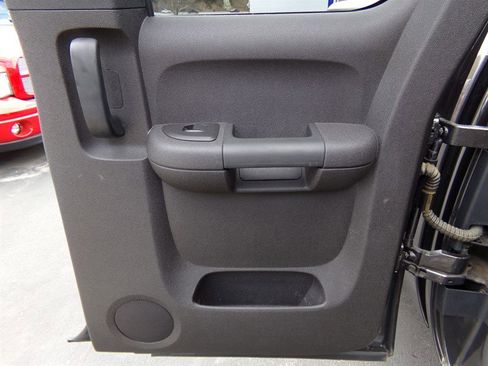 Used 2010 Chevrolet Silverado 1500 LT w/ Power Pack Plus image 44