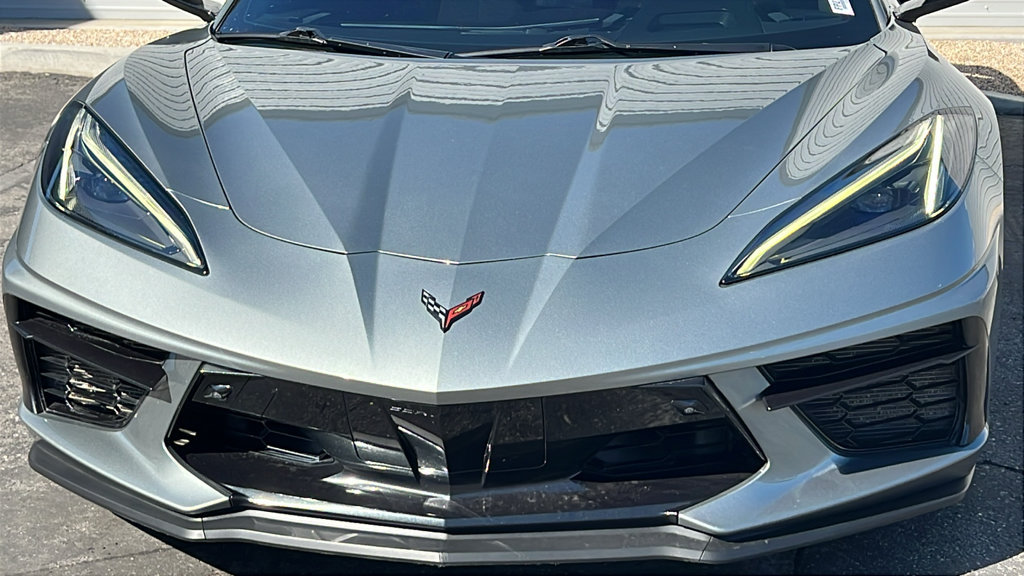 Used 2022 Chevrolet Corvette Stingray Premium Cpe w/ Z51 Performance Package RWD image 3