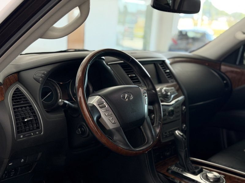 Used 2019 INFINITI QX80 Luxe AWD/4WD image 16