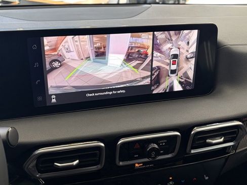 New 2026 Nissan Sentra SR w/ SR Premium Package image 3