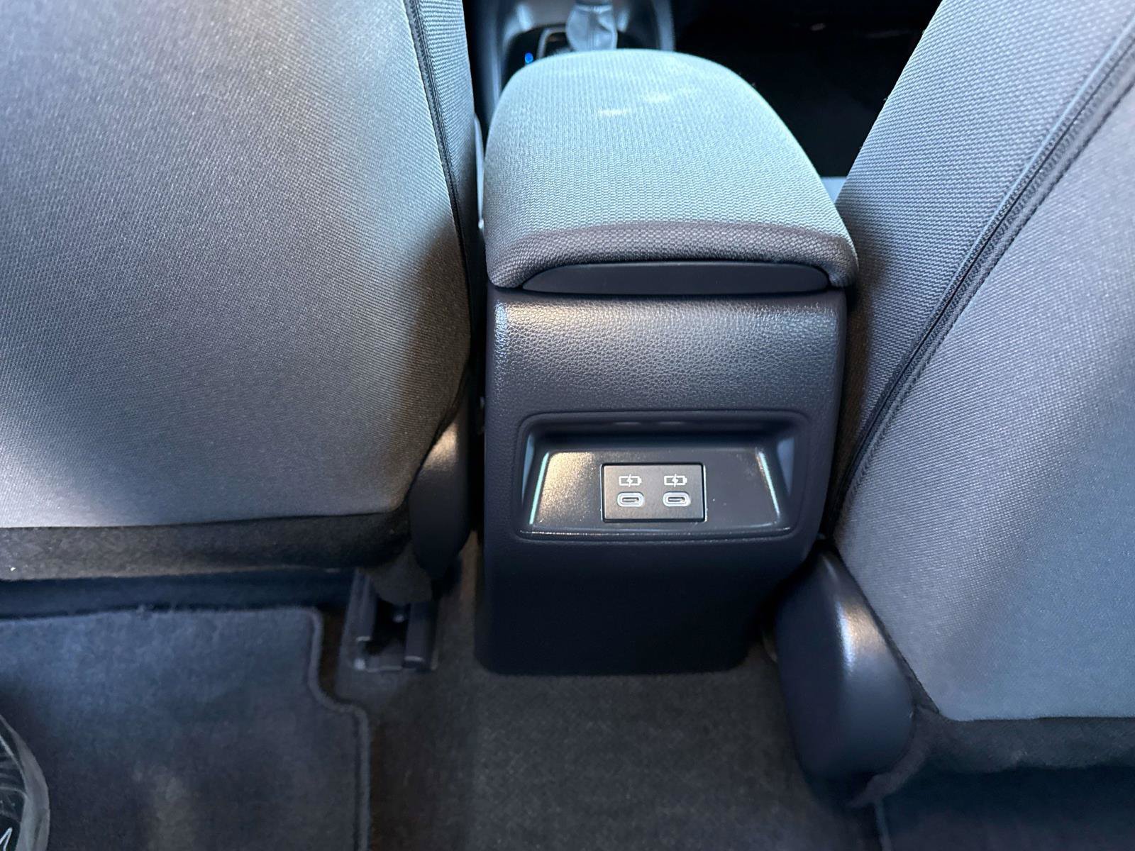 Used 2026 Toyota Corolla LE FWD image 12