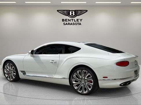 Used 2022 Bentley Continental GT AWD/4WD image 3