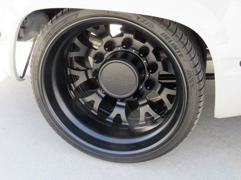Used 1993 Chevrolet Silverado 3500 2WD Crew Cab image 36