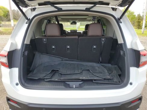 Used 2023 Honda Pilot Elite image 8