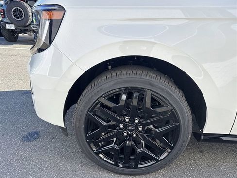 New 2026 Ford Expedition Max Platinum w/ Stealth Performance Package image 19