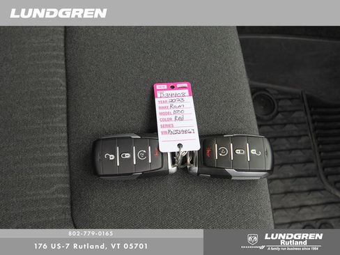 Used 2023 RAM 1500 Big Horn image 31