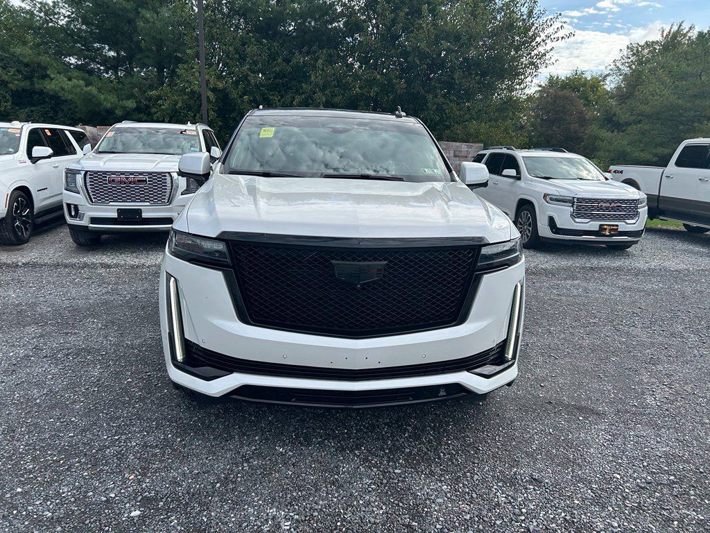 Used 2021 Cadillac Escalade Sport Platinum w/ LPO, ONYX Package AWD/4WD image 17
