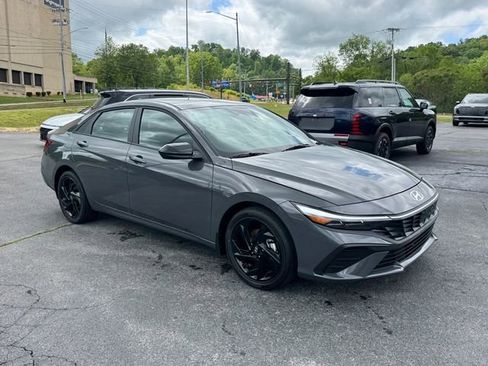 New 2026 Hyundai Elantra Sport FWD image 2