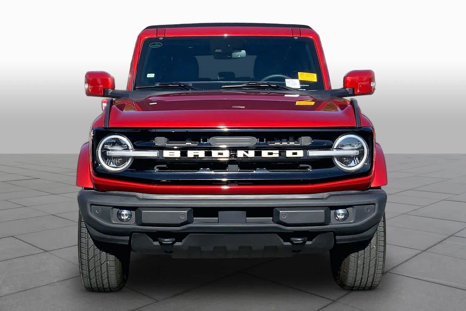Used 2022 Ford Bronco Outer Banks AWD/4WD image 3