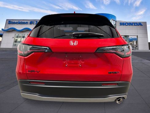 New 2026 Honda HR-V Sport image 4