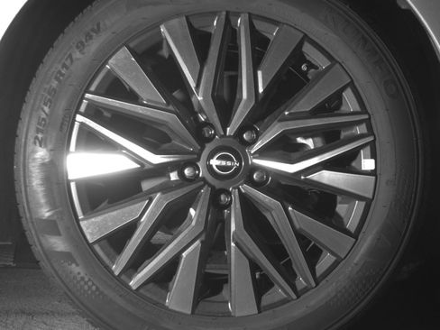 Used 2026 Nissan Altima 2.5 SV FWD image 15
