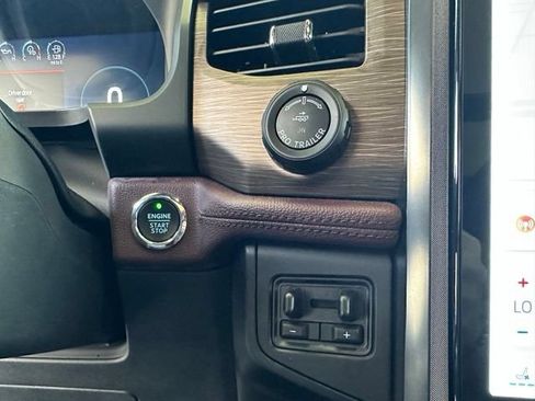 Used 2024 Ford Expedition Limited RWD image 28