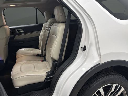 Used 2016 Ford Explorer Platinum AWD/4WD image 22