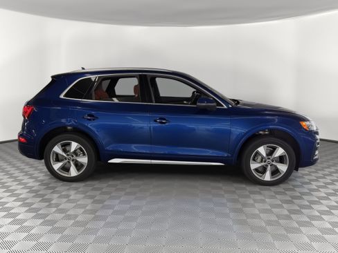 Used 2023 Audi Q5 2.0T Premium Plus w/ Premium Plus Package AWD/4WD image 8