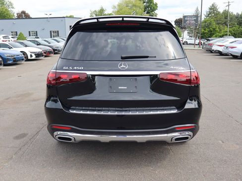 Used 2025 Mercedes-Benz GLS 450 4MATIC w/ AMG Line Exterior image 6