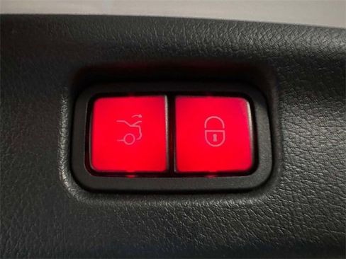 Certified 2023 Mercedes-Benz C 300 C 300 image 10