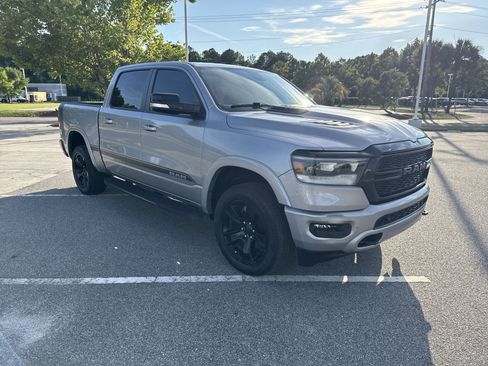 Used 2021 RAM 1500 Big Horn AWD/4WD image 2