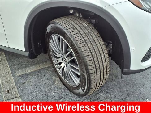 Used 2024 Mercedes-Benz GLC 300 4MATIC image 38