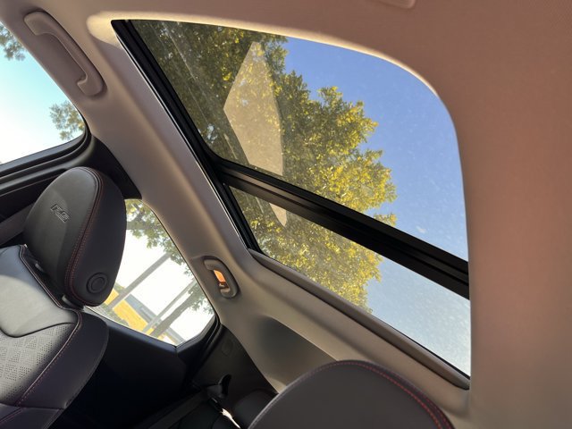 New 2027 Chevrolet Bolt RS w/ Super Cruise Package FWD image 20