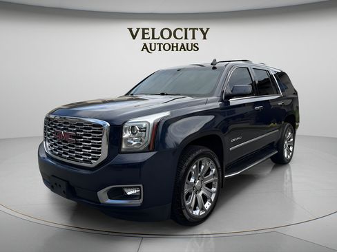 Used 2018 GMC Yukon Denali w/ Open Road Package AWD/4WD image 3