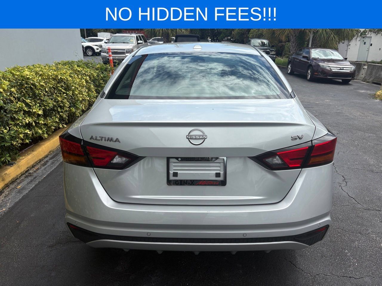 Used 2024 Nissan Altima 2.5 SV FWD image 31