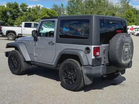 Used 2017 Jeep Wrangler Sport AWD/4WD image 3