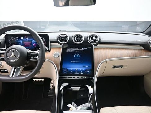 Used 2024 Mercedes-Benz CLE 300 4MATIC Coupe image 2