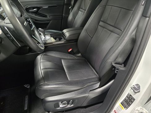 Used 2022 Land Rover Range Rover Evoque R-Dynamic SE image 22