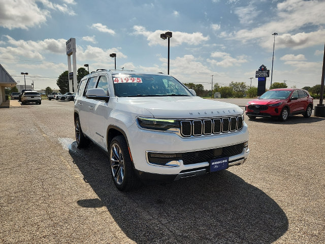 Used 2022 Jeep Wagoneer Series III w/ Premium Group I AWD/4WD image 1
