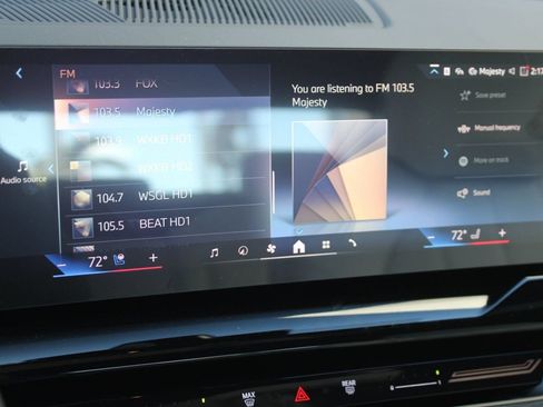Used 2026 BMW 530i w/ Premium Package RWD image 21