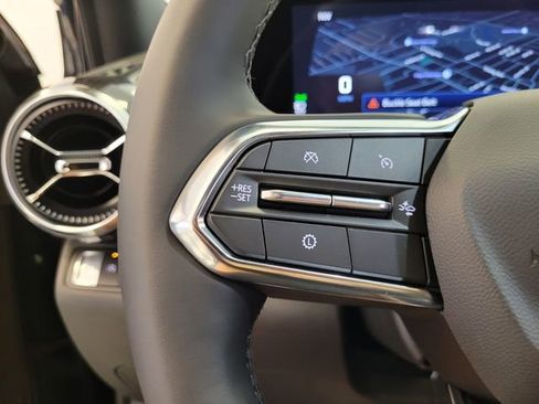 New 2026 Chevrolet Equinox LT w/ Convenience Package II image 21