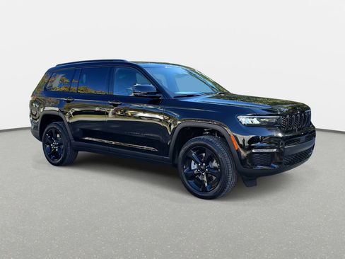 New 2025 Jeep Grand Cherokee L Limited w/ Black Appearance Package AWD/4WD image 3
