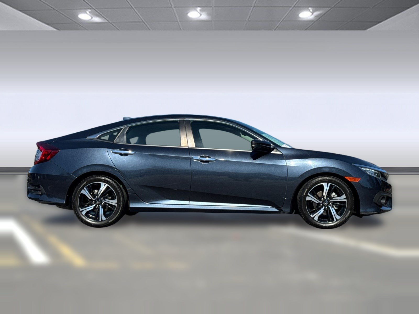 Used 2016 Honda Civic Touring image 7