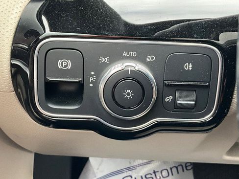 Used 2020 Mercedes-Benz A 220 A 220 image 15