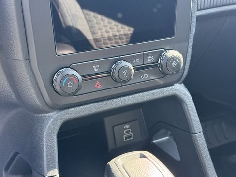 New 2026 Ford Ranger XL image 18