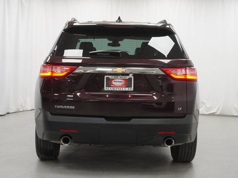 Used 2021 Chevrolet Traverse LT image 11