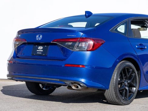 Used 2024 Honda Civic Sport image 14