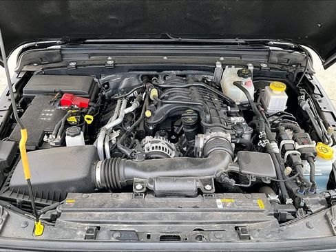 Used 2025 Jeep Gladiator Sport AWD/4WD image 31