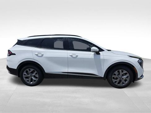 Used 2023 Kia Sportage SX FWD image 2