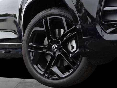 New 2026 Volkswagen Tiguan SE R-Line AWD/4WD image 3