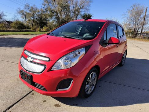 Used 2015 Chevrolet Spark LT image 1